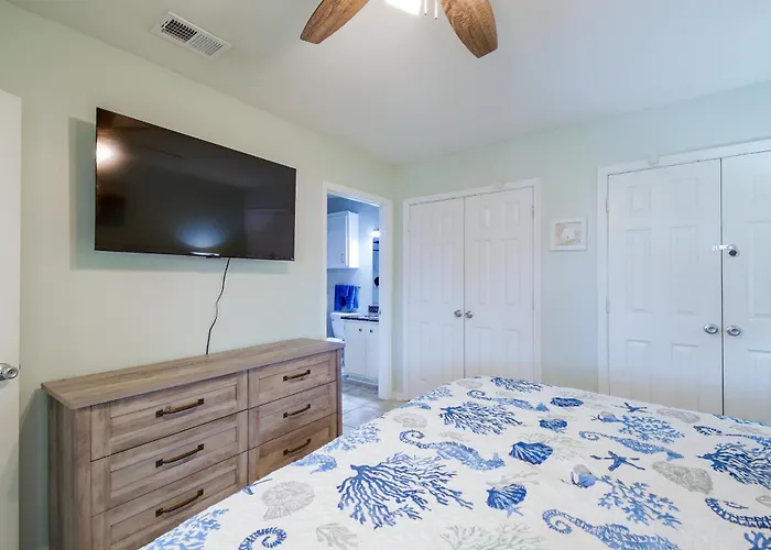 Pool & Hot Tub Access! Family Condo, 5 Mi To *